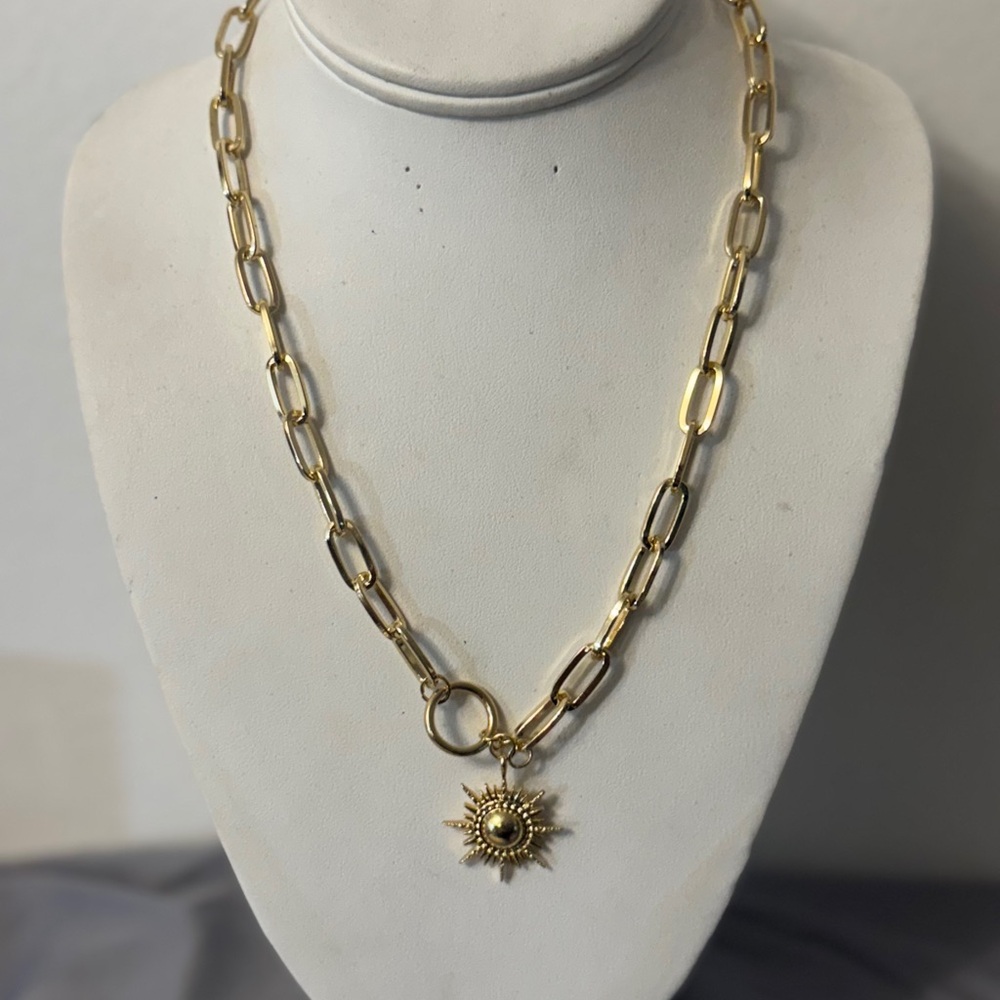 Gold Sunburst Charm Paperclip Chain Necklace - Women Jewelry - Picture 5 of 5